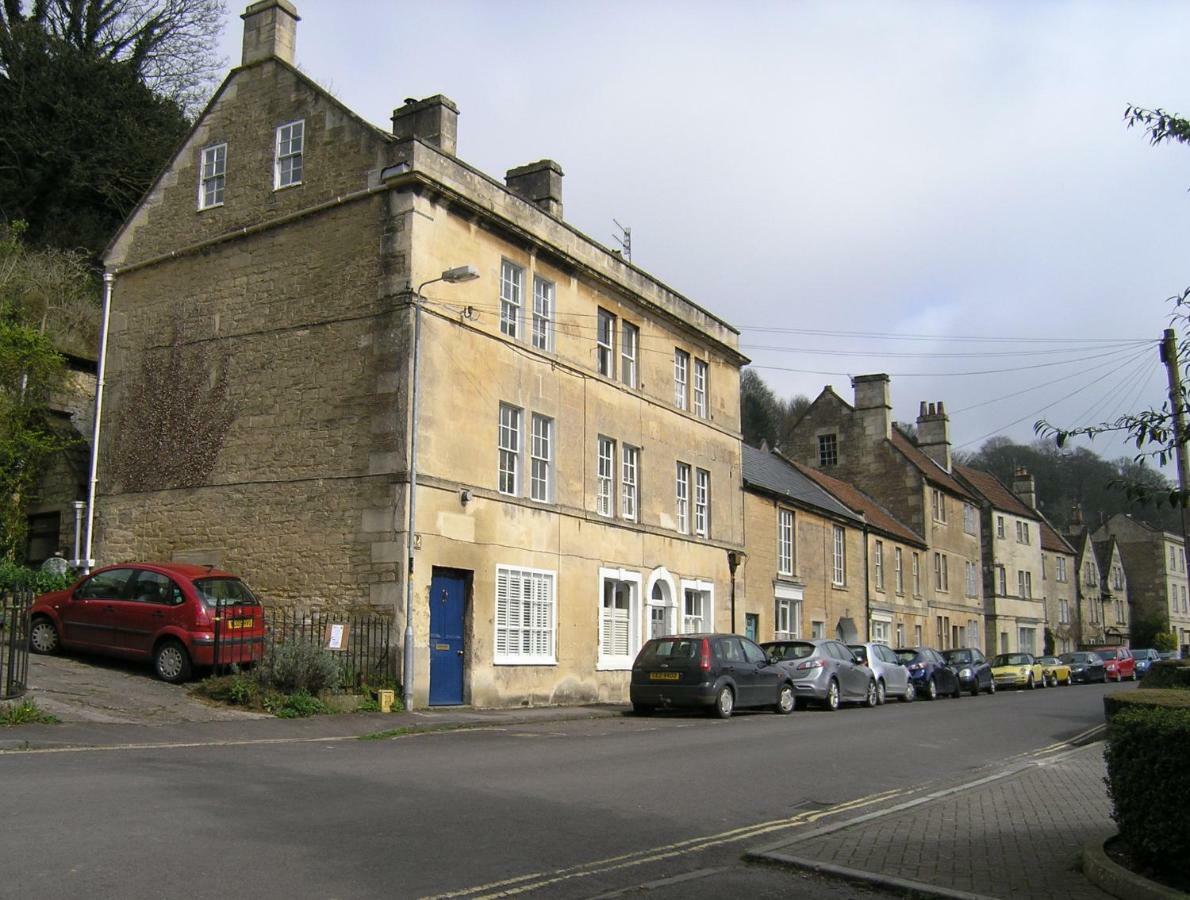 38 Newtown Guest House Bradford-On-Avon ภายนอก รูปภาพ