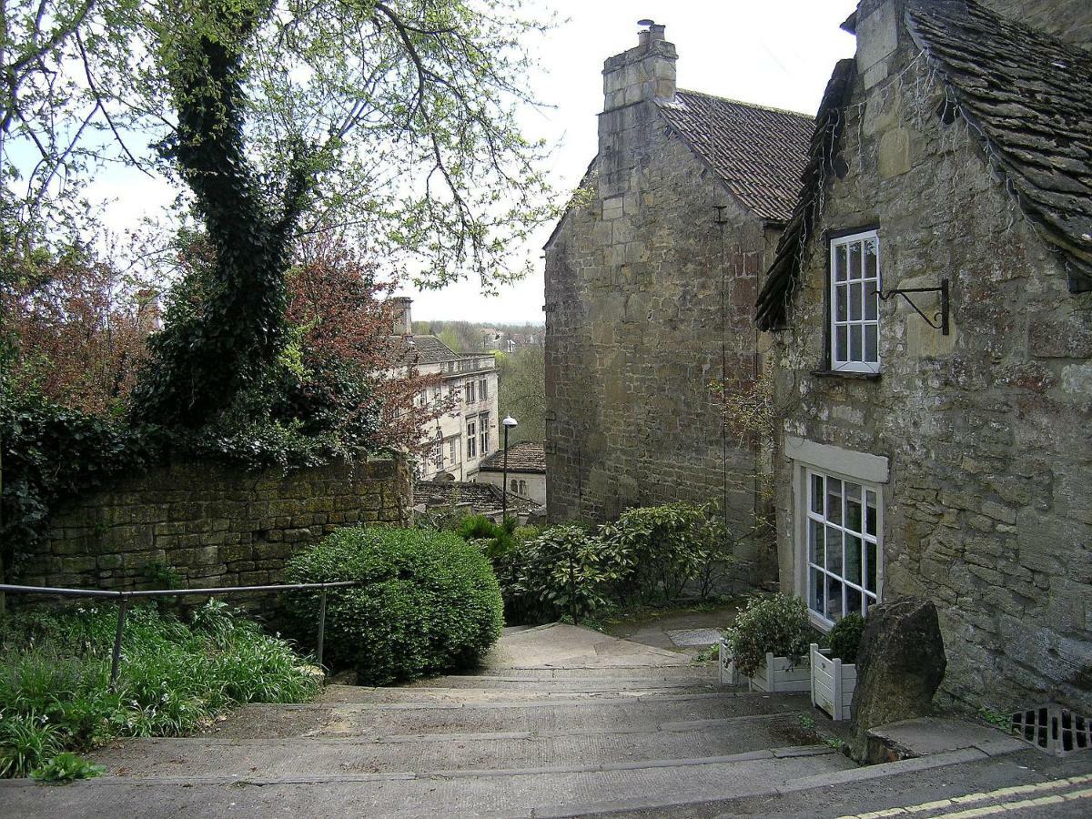 38 Newtown Guest House Bradford-On-Avon ภายนอก รูปภาพ