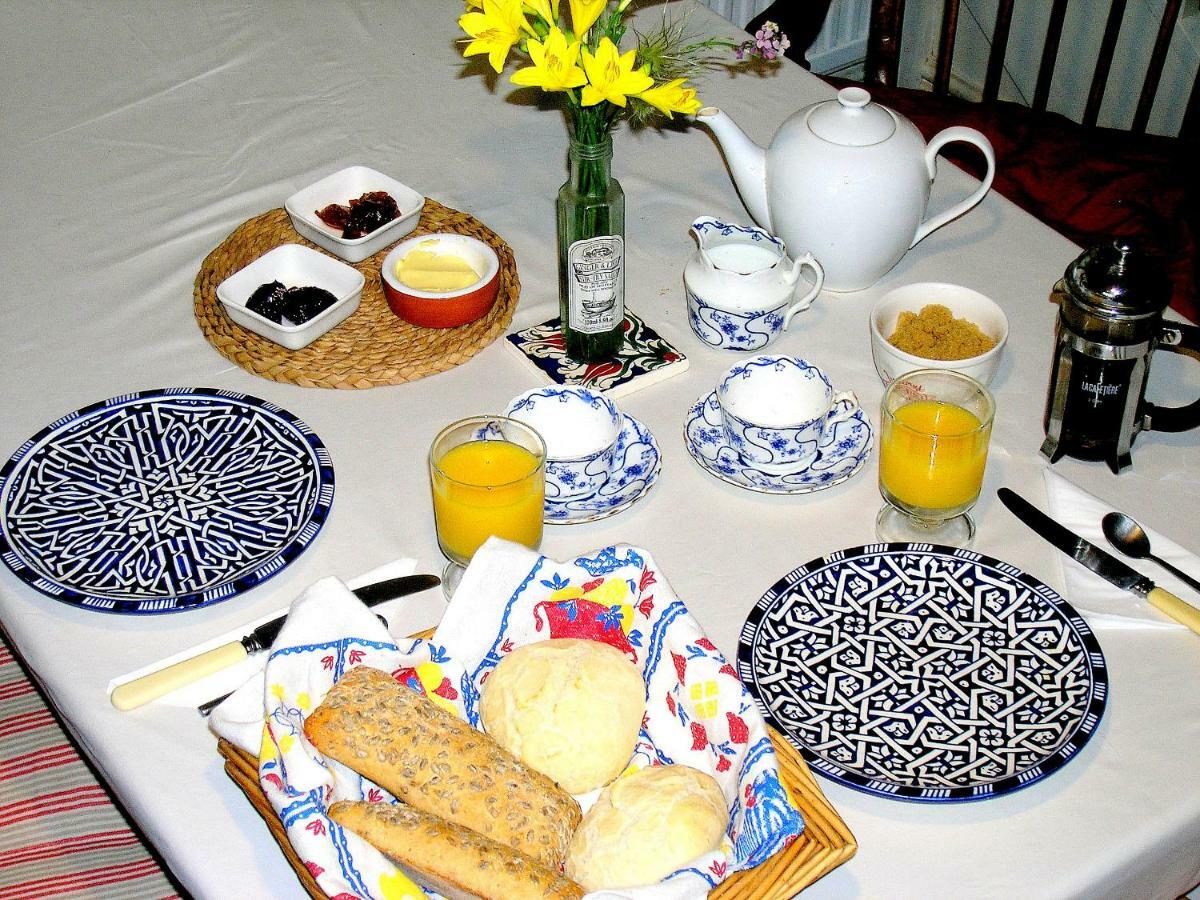 38 Newtown Guest House Bradford-On-Avon ภายนอก รูปภาพ